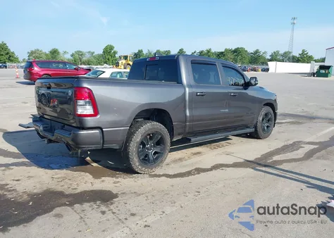 2021 Ram 1500 Big Horn 4X4 5'7 Box из США, поврежденный, VIN 1C6SRFFT7MN676111